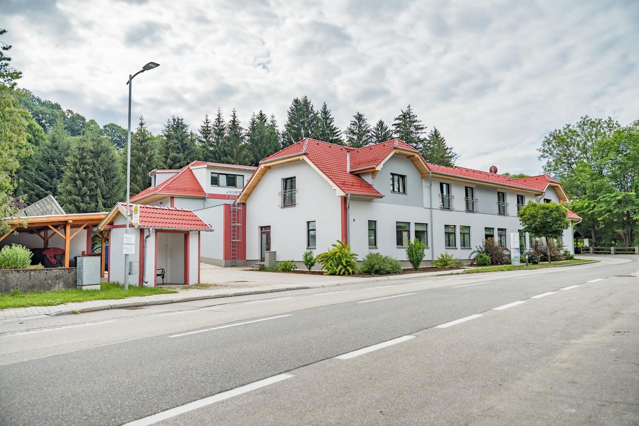 Smart Liv'In Laabnerhof Laaben Exterior foto